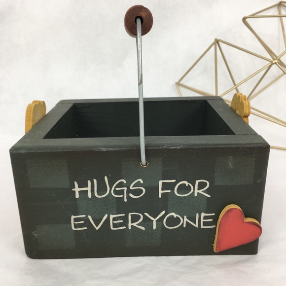 "Hugs For Everyone" Wood Box with Handle - Picture 2 of 5